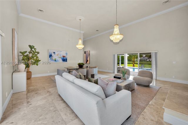 5971 SW 88th St, South Miami, FL 33156