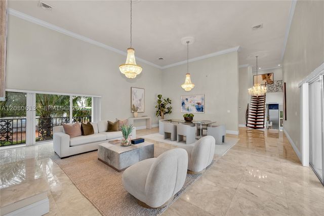 5971 SW 88th St, South Miami, FL 33156