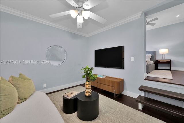 5971 SW 88th St, South Miami, FL 33156