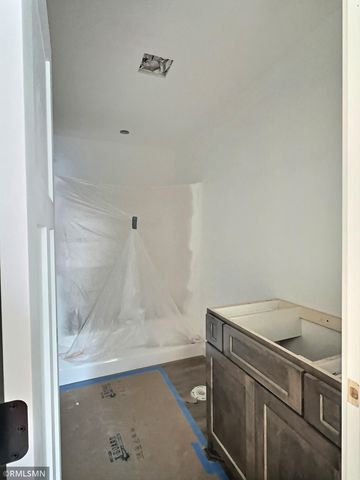 810 Morrison Avenue, Annandale, MN 55302