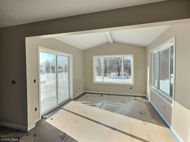 810 Morrison Avenue, Annandale, MN 55302