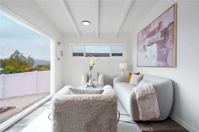 2423 Rockdell, La Crescenta, CA 91214