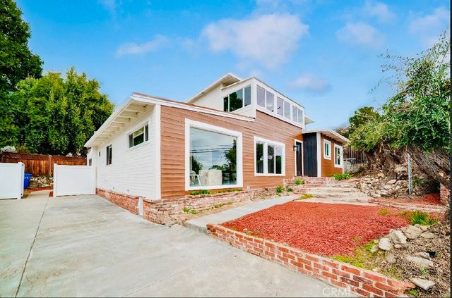 2423 Rockdell, La Crescenta, CA 91214