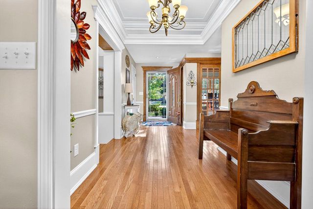 9 MEADOWBROOK LANE, Appleton, WI 54914