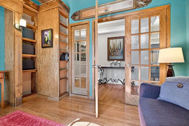 9 MEADOWBROOK LANE, Appleton, WI 54914