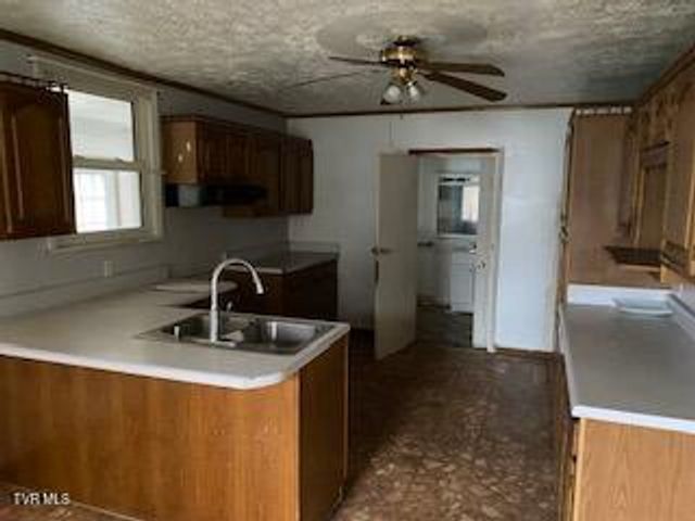 301 West Cherry Street, Marion, VA 24354