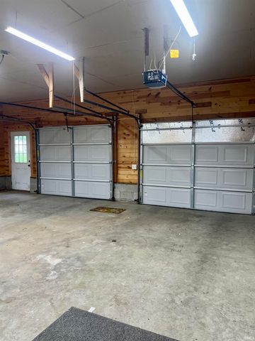 503 W Carolyn Street, Orleans, IN 47452