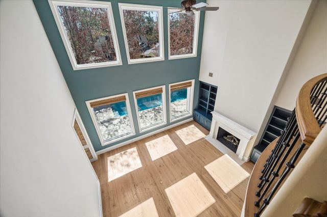 8 Greyton Lane, Bunker Hill Village, TX 77024