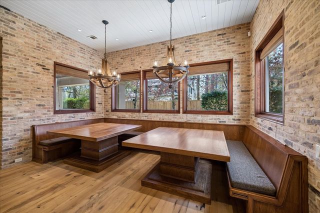 8 Greyton Lane, Bunker Hill Village, TX 77024