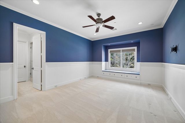 8 Greyton Lane, Bunker Hill Village, TX 77024