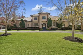 8 Greyton Lane, Bunker Hill Village, TX 77024