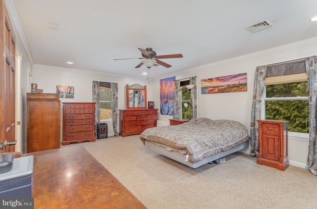 1340 WINDSOR RD, Red Lion, PA 17356