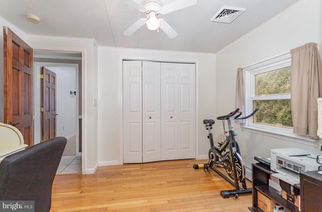 1340 WINDSOR RD, Red Lion, PA 17356