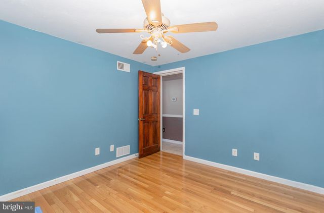 1340 WINDSOR RD, Red Lion, PA 17356