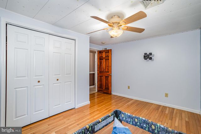 1340 WINDSOR RD, Red Lion, PA 17356