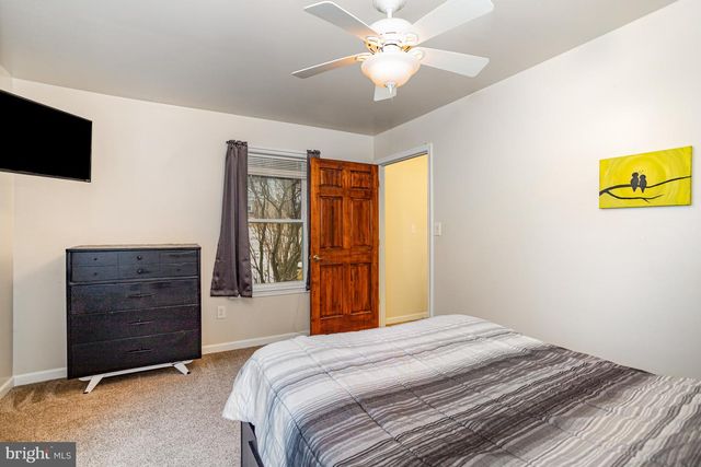 1340 WINDSOR RD, Red Lion, PA 17356