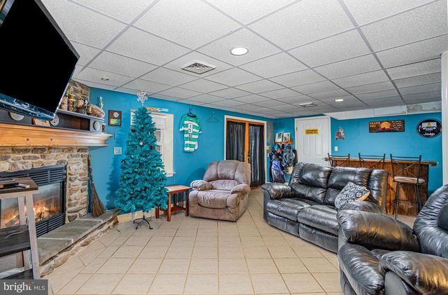 1340 WINDSOR RD, Red Lion, PA 17356