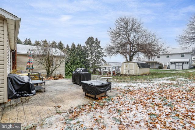 1340 WINDSOR RD, Red Lion, PA 17356