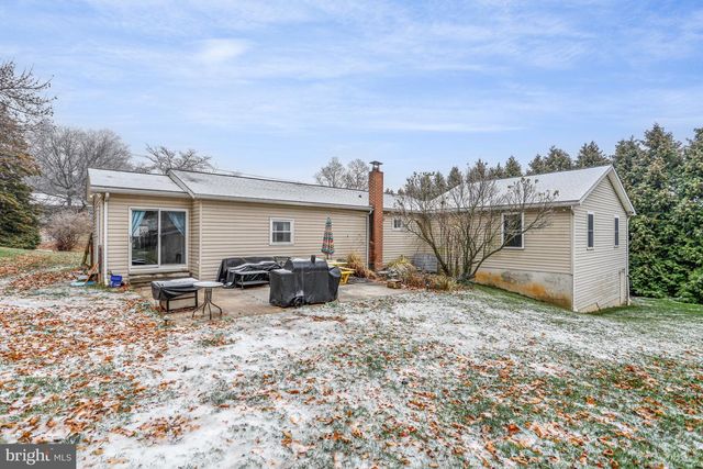 1340 WINDSOR RD, Red Lion, PA 17356