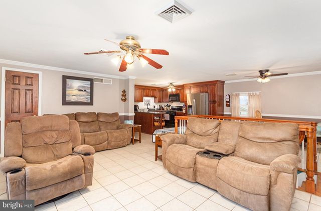 1340 WINDSOR RD, Red Lion, PA 17356