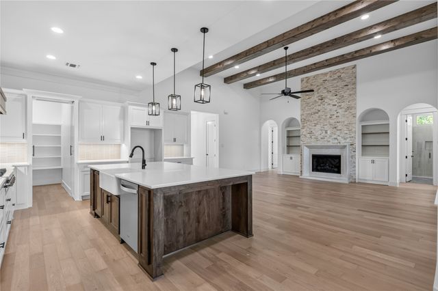 2033 Preserve Trail, Weatherford, TX 76087