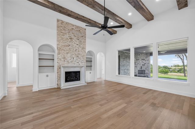 2033 Preserve Trail, Weatherford, TX 76087