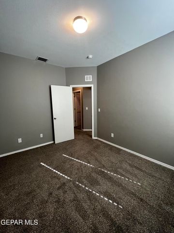 924 Coyote Melon Drive, Socorro, TX 79927