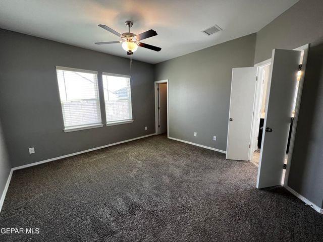 924 Coyote Melon Drive, Socorro, TX 79927