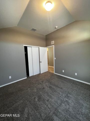 924 Coyote Melon Drive, Socorro, TX 79927