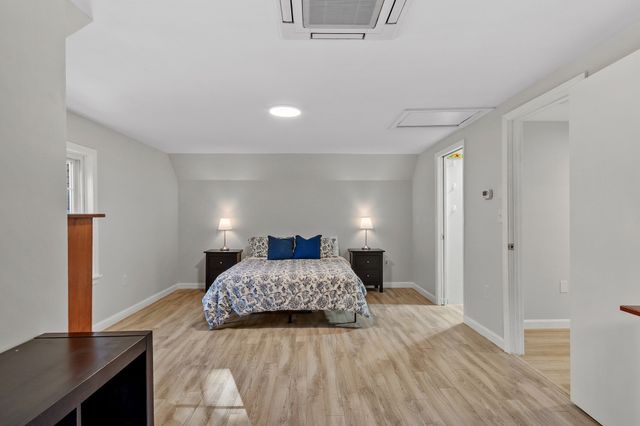 329 New Boston Rd, Sturbridge, MA 01566