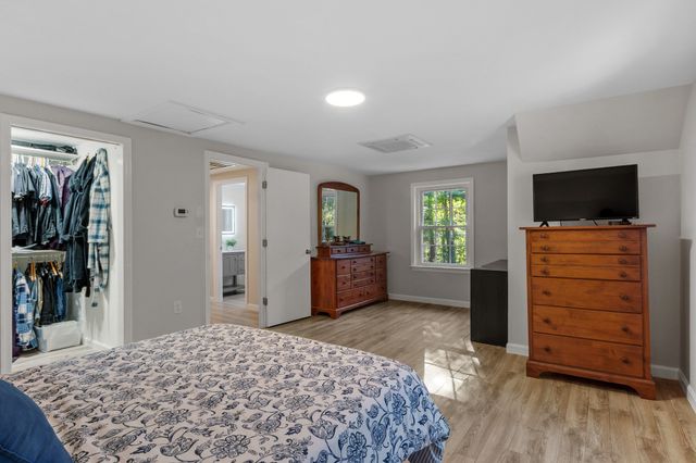 329 New Boston Rd, Sturbridge, MA 01566