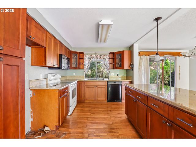 11892 Sw MORNING HILL Dr, Portland, OR 97223