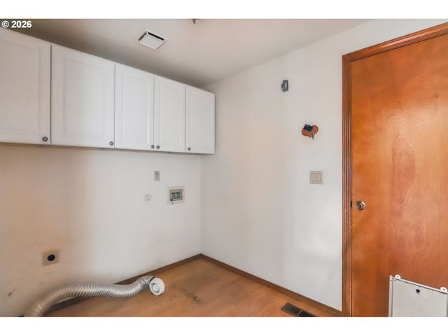 11892 Sw MORNING HILL Dr, Portland, OR 97223