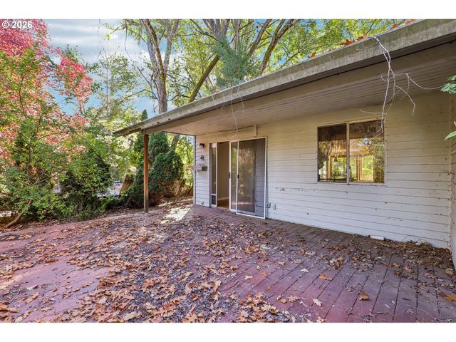 11892 Sw MORNING HILL Dr, Portland, OR 97223
