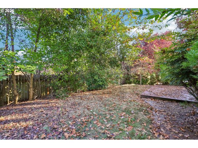 11892 Sw MORNING HILL Dr, Portland, OR 97223