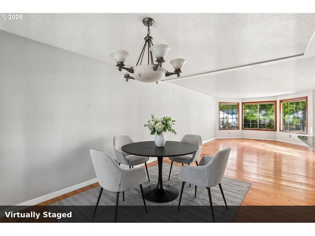 11892 Sw MORNING HILL Dr, Portland, OR 97223