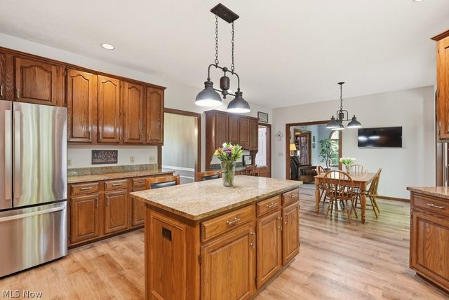 11245 Wellington Drive, Chardon, OH 44024