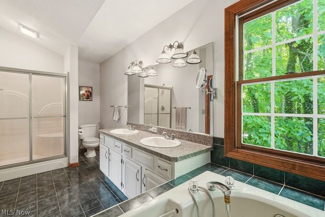 11245 Wellington Drive, Chardon, OH 44024