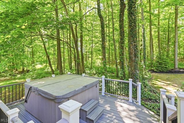 11245 Wellington Drive, Chardon, OH 44024