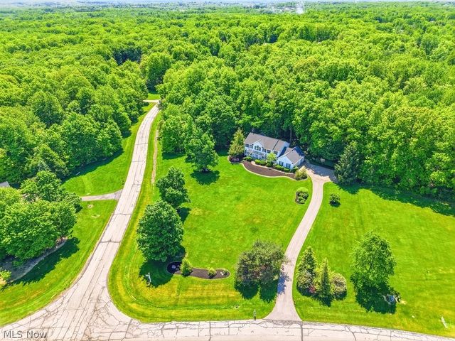 11245 Wellington Drive, Chardon, OH 44024