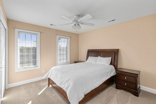 1683 S 49th Street, West Des Moines, IA 50265