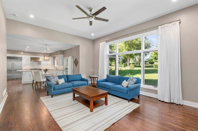 1683 S 49th Street, West Des Moines, IA 50265