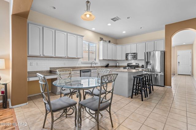 12904 N Bloomington Loop, Tucson, AZ 85755