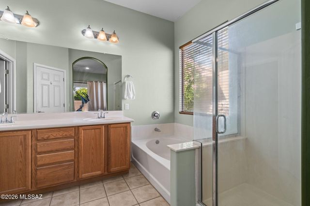 12904 N Bloomington Loop, Tucson, AZ 85755