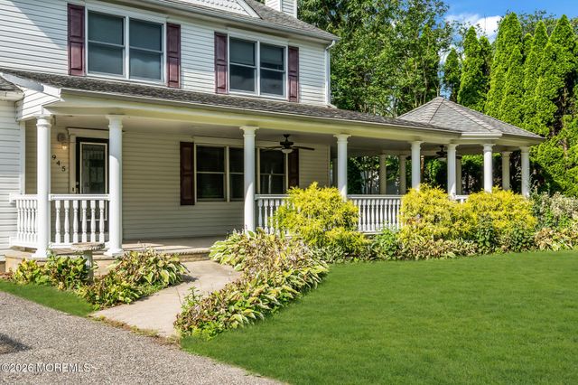 945 Tunesbrook Drive, Toms River, NJ 08753