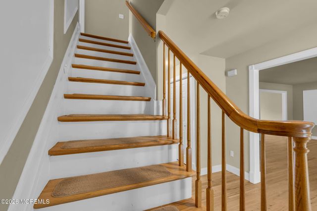 945 Tunesbrook Drive, Toms River, NJ 08753