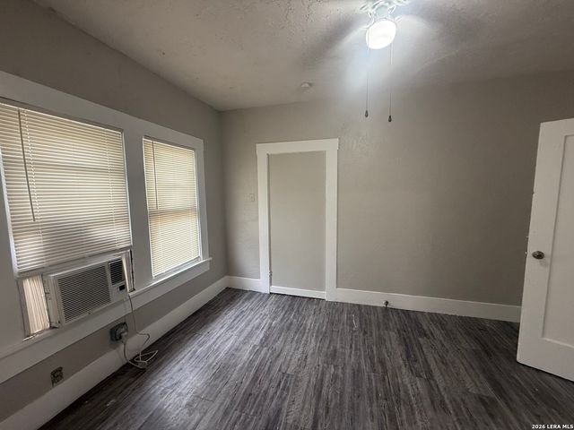 507 Cantrell A, San Antonio, TX 78221