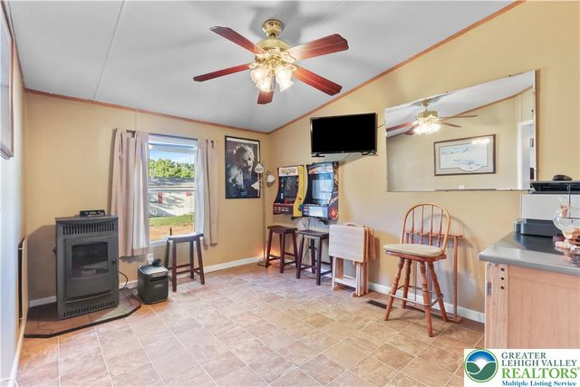 3471 Lil Wolf Drive, South Whitehall Twp, PA 18069