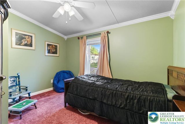 3471 Lil Wolf Drive, South Whitehall Twp, PA 18069
