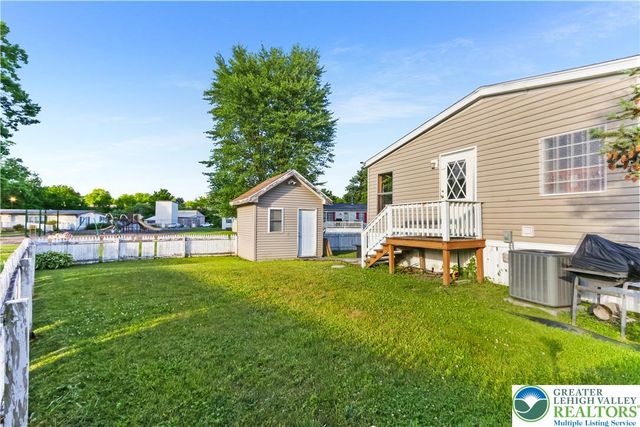 3471 Lil Wolf Drive, South Whitehall Twp, PA 18069